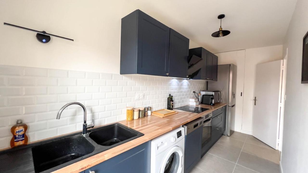 Appartement 4 Etoiles En Centre Ville De Vichy - Le Basile المظهر الخارجي الصورة